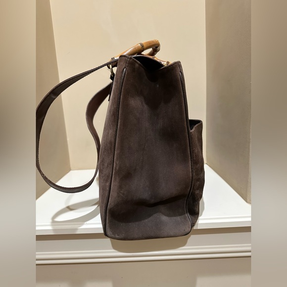 Authentic Gucci Large Bamboo Suede 2 way Carry Tote - Picture 2 of 9